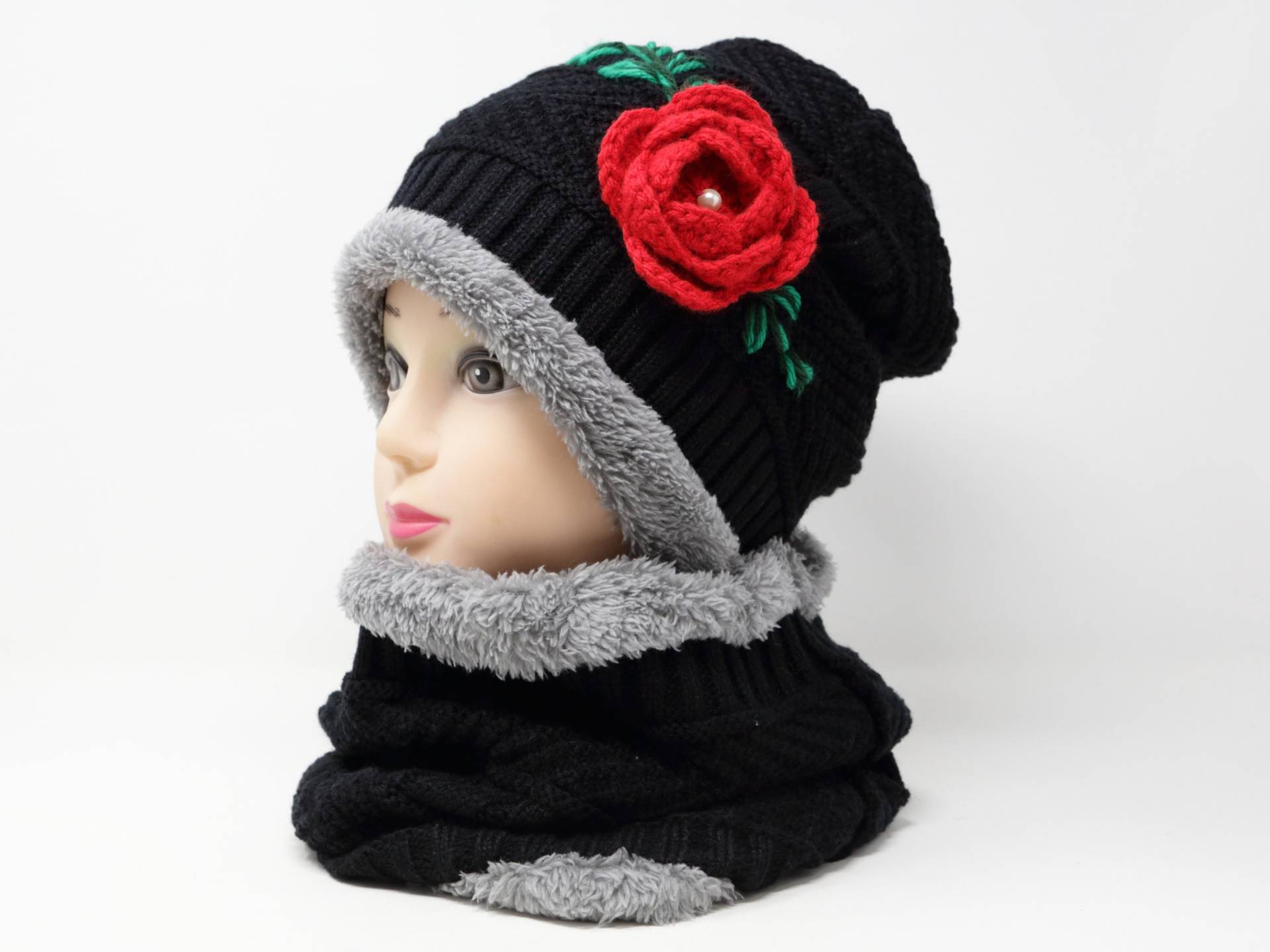 Damen Kabel Strick Hand Gehäkelt Beanie Halswärmer Schal Set Blumenschädel Mütze Wintermütze Bestickt von JinsArtCorner