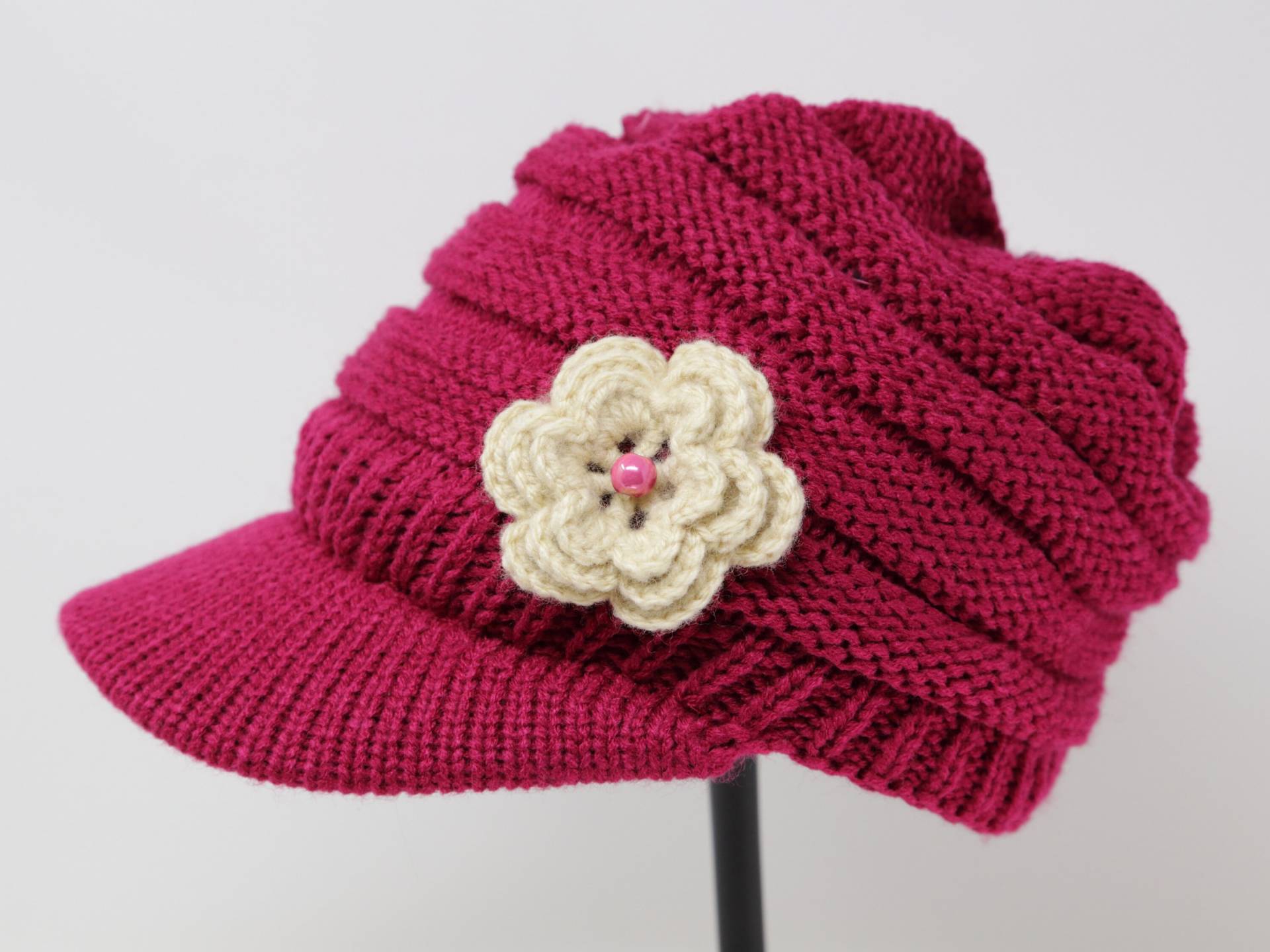 Damen Zopfmuster Beanie Visor Mütze Hand Gehäkelt Beige Braun Khaki Blume Pink Perlen Wintermütze Bestickt von JinsArtCorner