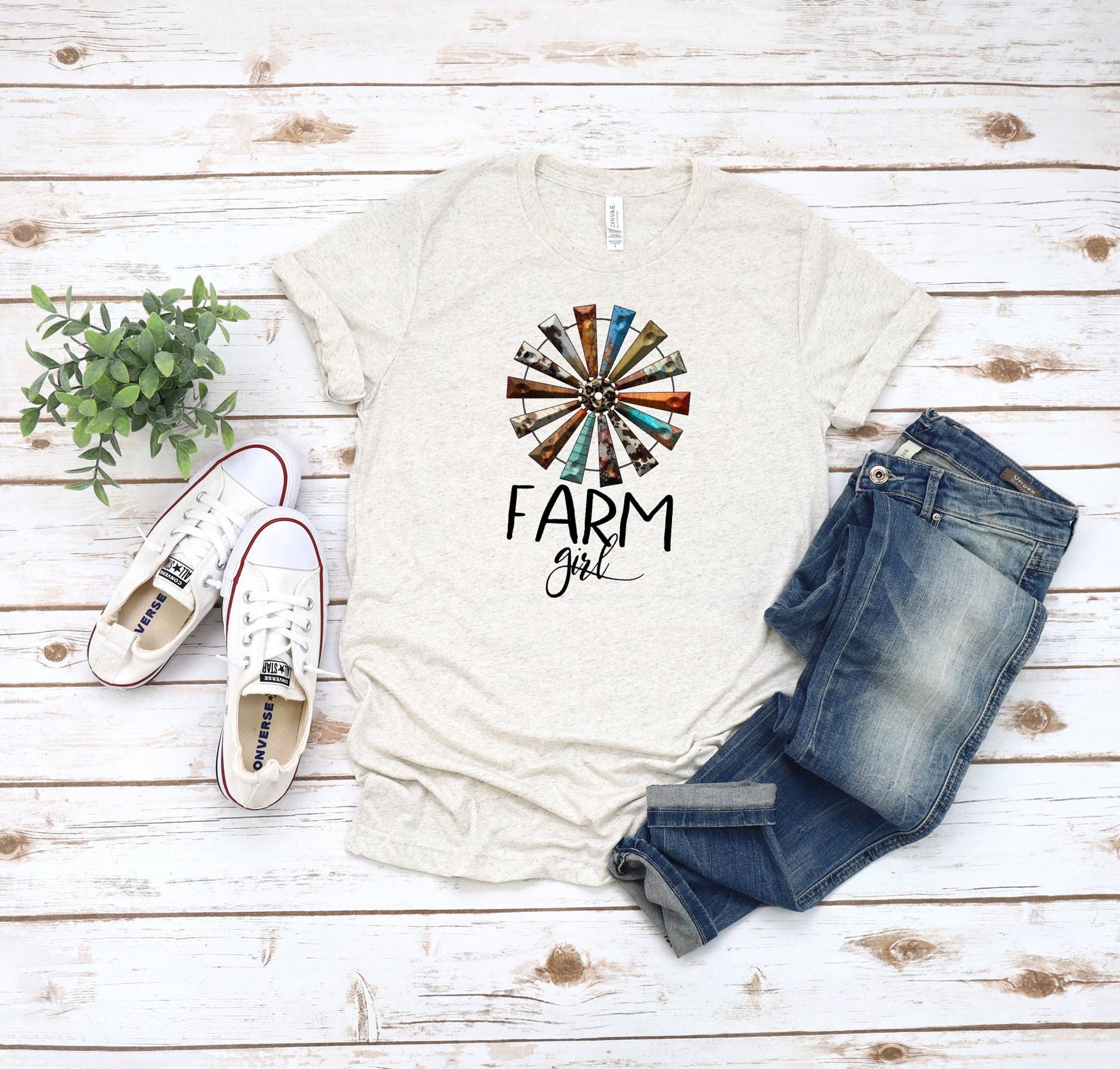 Bauernhof Mädchen T-Shirt, Farm Life Shirt, T-Shirt, Girl Small Town Girl, Country Shirt von JinxeyDesigns