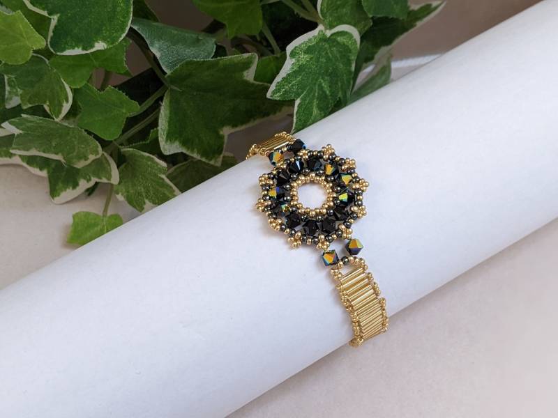 Filigranes Perlenarmband - Elegant Und Modern von JitisDream