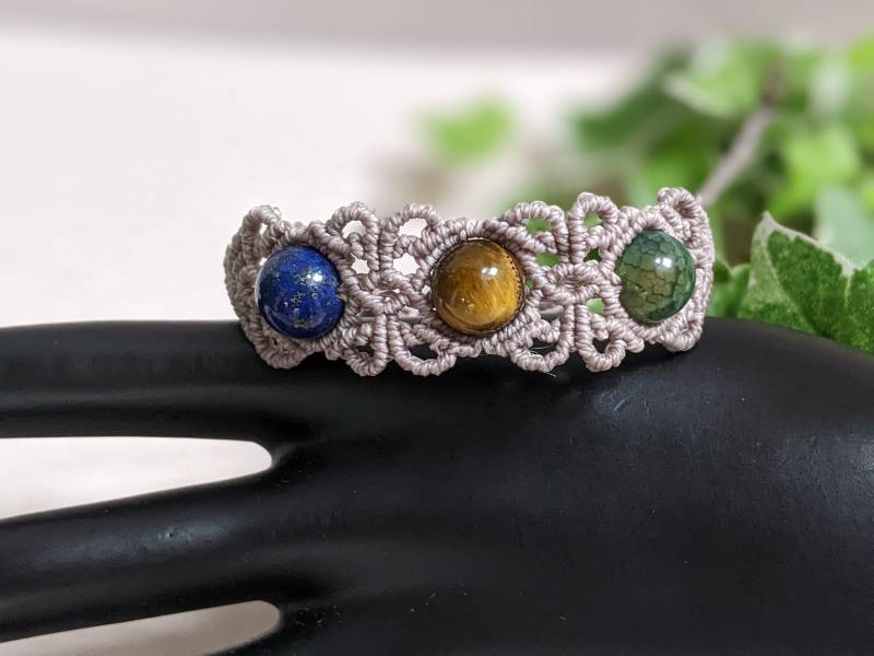 Macramee Armband Mit Edelstein Perlen, Micro-Macramee von JitisDream