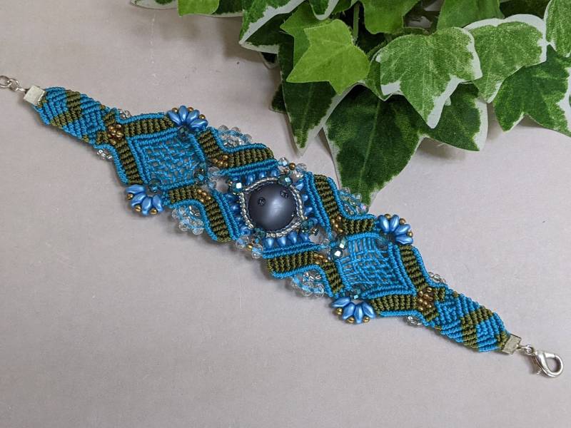 Macramee Armband Mit Polaris Perle, Micro-Macramee von JitisDream