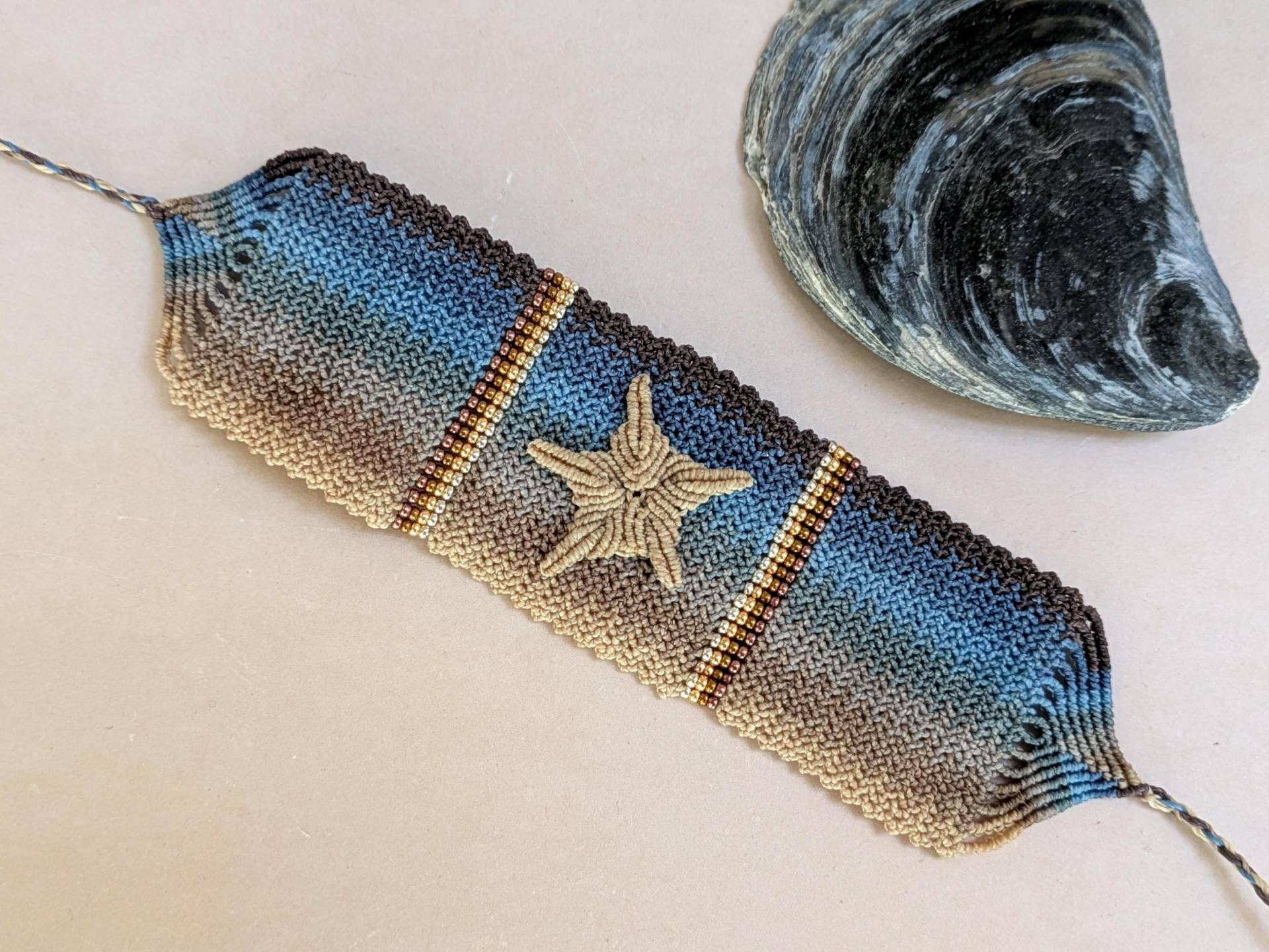 Macramee Armband "Sea Star", Manschetten Armband, Breites von JitisDream