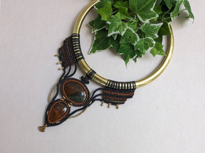 Macramee Halsreif Mit Rotem Jaspis, Festival Schmuck Macramee Halsreif Mit Rotem Jaspis, Festival Schmuck von JitisDream