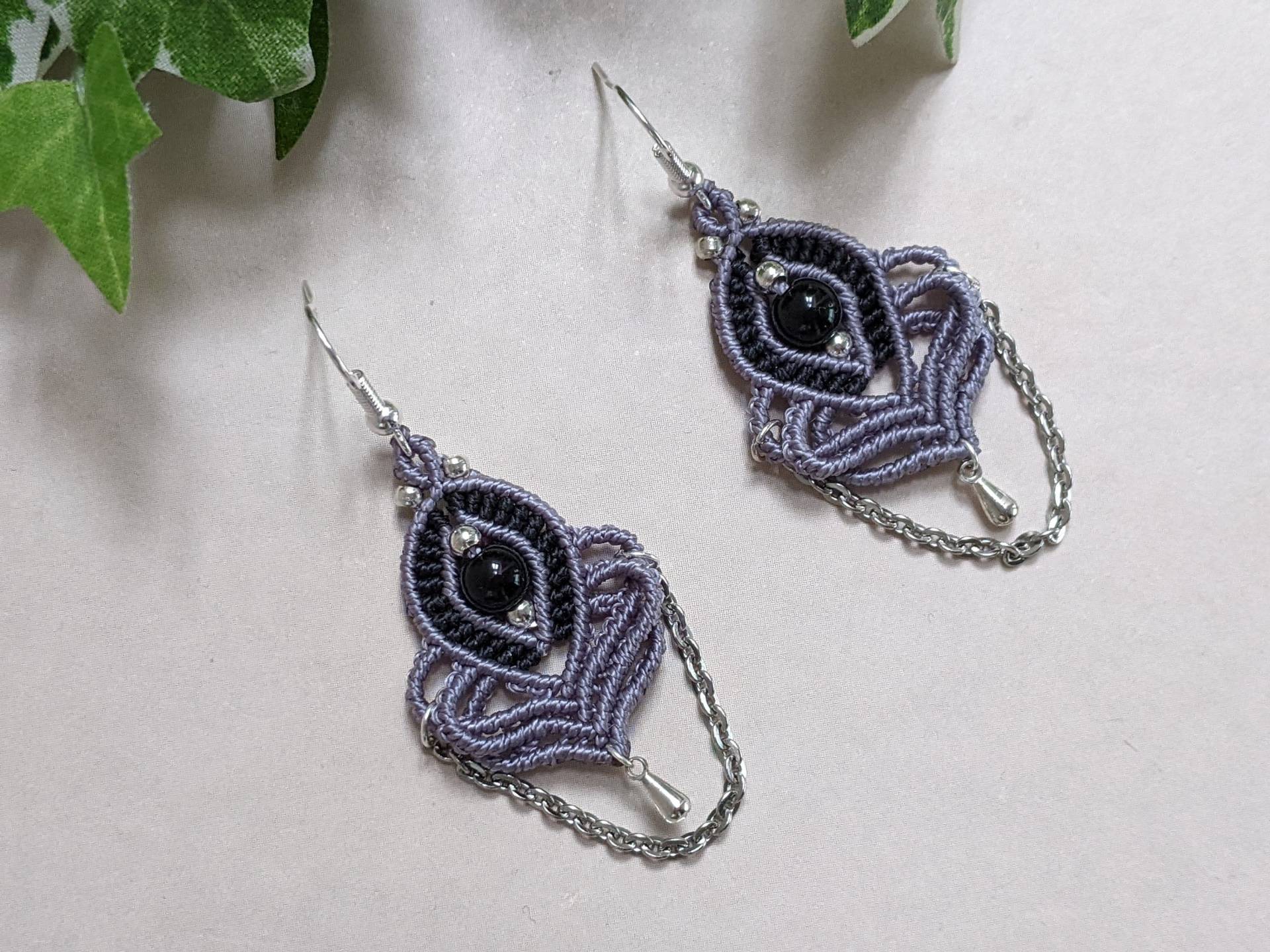 Macramee Onyx Hängeohrringe von JitisDream