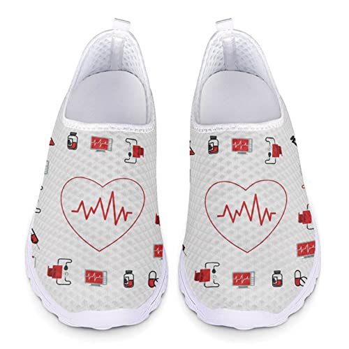 Jndtueit Damen Slip on Wanderschuhe Sommer Strand Atmungsaktive Laufschuhe Lustige Krankenschwester Print Mesh Laufen Straße Turnschuhe Jndtueit Damen Slip on Wanderschuhe Sommer Strand Atmungsaktive Laufschuhe Lustige Krankenschwester Print Mesh Laufen Straße Turnschuhe von Jndtueit