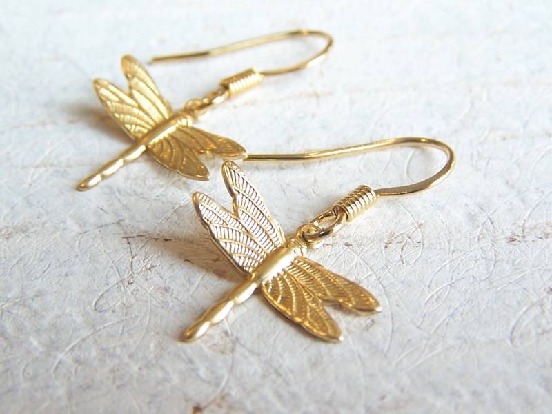 Libelle Ohrringe, Kleine Charme Gold Schmuck von JoBirdJewelry