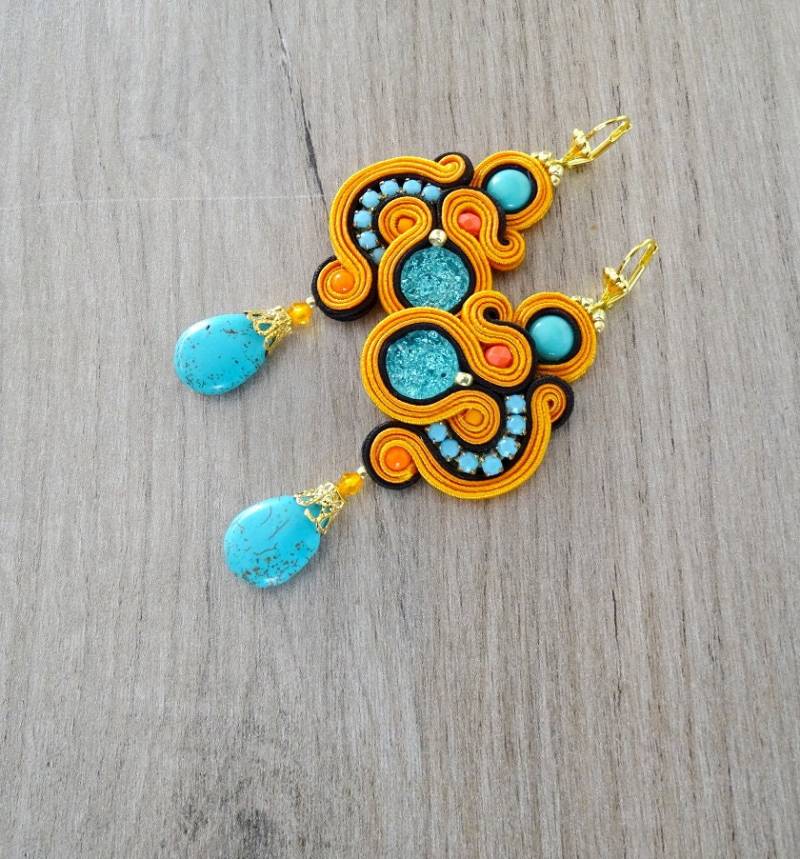 Handgemachte Soutache Ohrringe Oranger Bestickter Statement Schmuck von JoJoJoanson