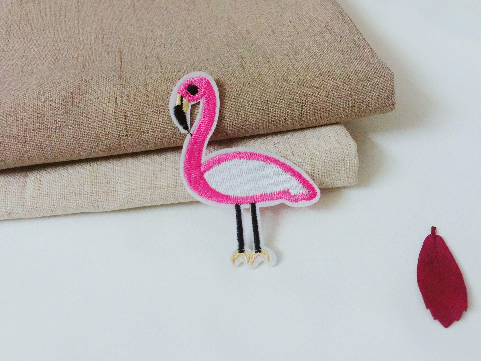 Flamingo Patch, Vogel, Pink, Bügelaufnäher, Bestickter Aufnäher, Aufnäher, Applikation von JoJoStoreHighJob