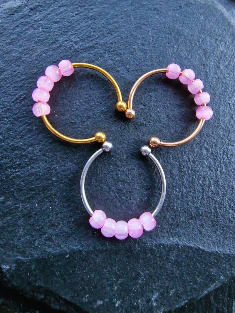 Anti-stress-Ring „Rosalie" Drehbarer Fidget Ring Aus Edelstahl in Gold, Silber & Roségold Verstellbarer Mit Rosa Perlen Geschenk von JoJosPresents