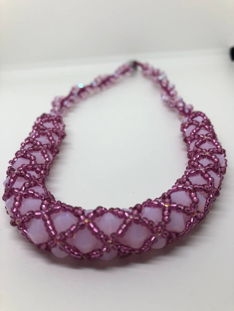 Netted Opalisierte Rosa Kristall Bicone Halskette Mit Flachen Perlen Kumihimo - Miyuki Samen von JoMoJewellery