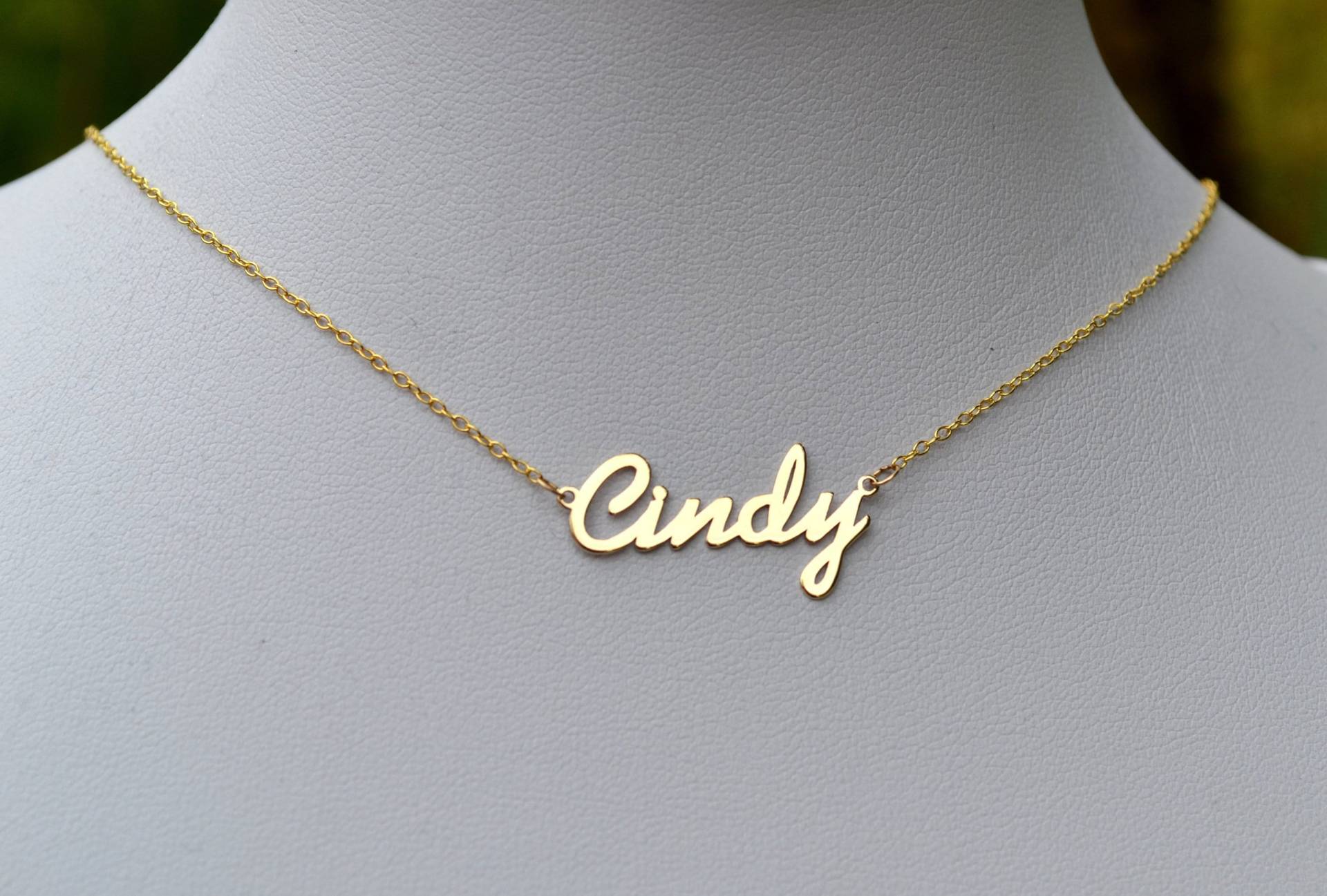9 Karat Gelbgold Personalisierte Schrift Name Halskette Mehrere Länge Rolo Kette Nur - Jeder Name-Geburtstag, Brautjungfer, Valentinstag Geschenk 9 Karat Gelbgold Personalisierte Schrift Name Halskette Mehrere Länge Rolo Kette Nur - Jeder Name-Geburtstag, Brautjungfer, Valentinstag Geschenk von JoanJewelleryGifts
