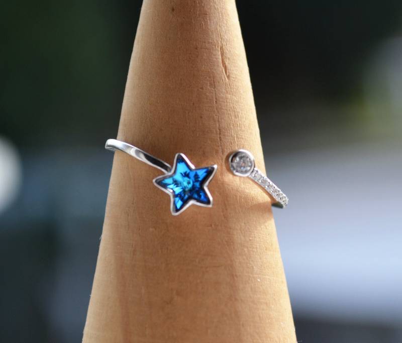 Sterling Silber 925 6mm Blauer Kristall-Set Stern Und 3mm Rund Cz Mit Pave Cz-Set Schulter Offener Ring Größe N Einstellbar von JoanJewelleryGifts