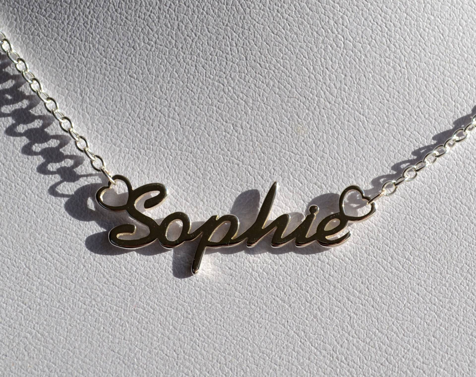 sterling Silber 925 Personalisierte Schrift Name Herz Enden Halskette Mehrere Länge Box Kette Jeder Name-Geburtstag, Brautjungfern, Valentinstag sterling Silber 925 Personalisierte Schrift Name Herz Enden Halskette Mehrere Länge Box Kette Jeder Name-Geburtstag, Brautjungfern, Valentinstag von JoanJewelleryGifts