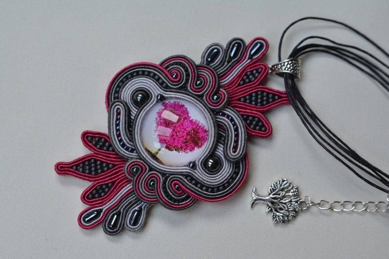 Rosa, Grau - Geschenk Für Sie Soutache Anhänger Rosa, Grau - Geschenk Für Sie Soutache Anhänger von JoannaArt77