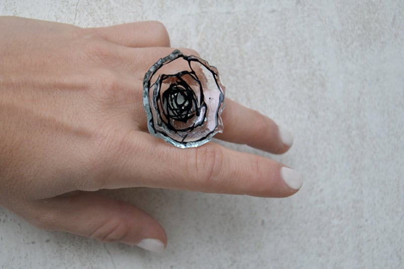 statement Ring Mit Glas Black Rose, Romantisch Und Wunderschön statement Ring Mit Glas Black Rose, Romantisch Und Wunderschön von JoannaJagoda