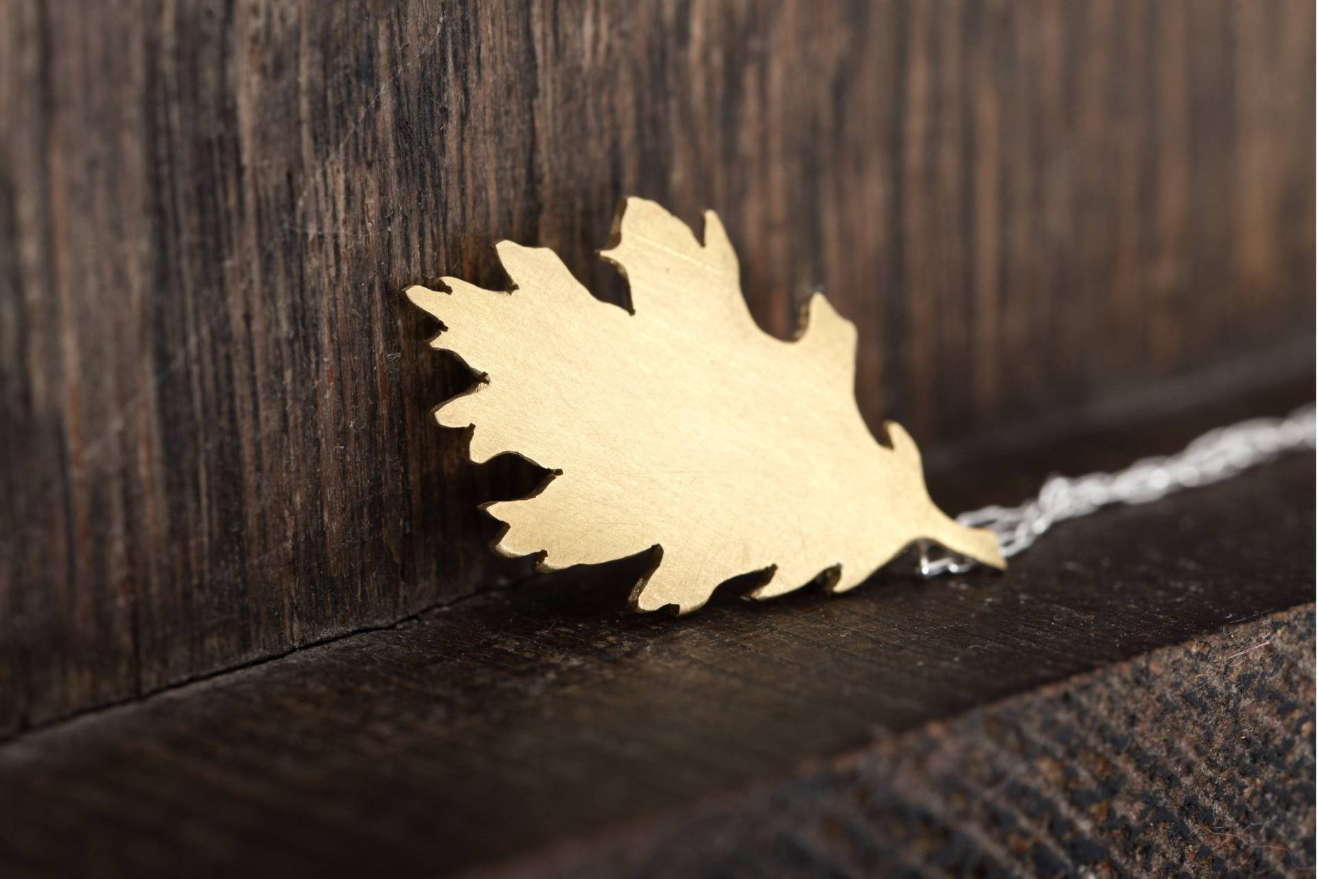 Von Der Natur Inspiriertes Eichenblatt - Handgefertigte Schönheit Von Der Natur Inspiriertes Eichenblatt - Handgefertigte Schönheit von JoannaKomorowska