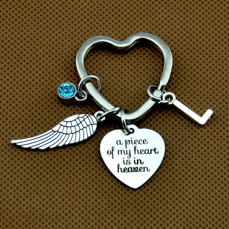Ein Stück Meines Herzens Ist Im Himmel Schlüsselanhänger Sympathie Schlüsselring Verlust Eines Geliebten Menschen Oma Memorial Initial Birthstone von Joannadiybeads