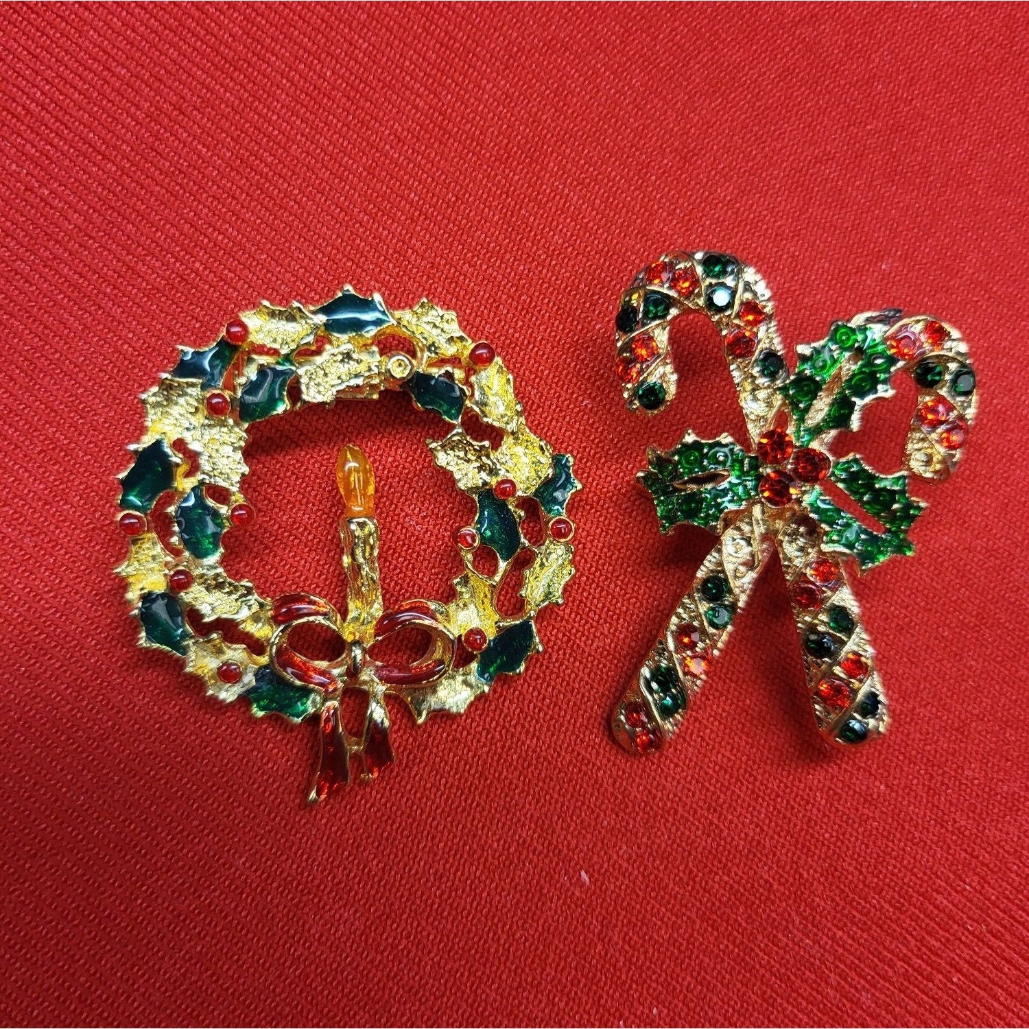 Weihnachten Pin Brosche 2Er Set Candy Cane & Kranz Pins von JodamelTreasures