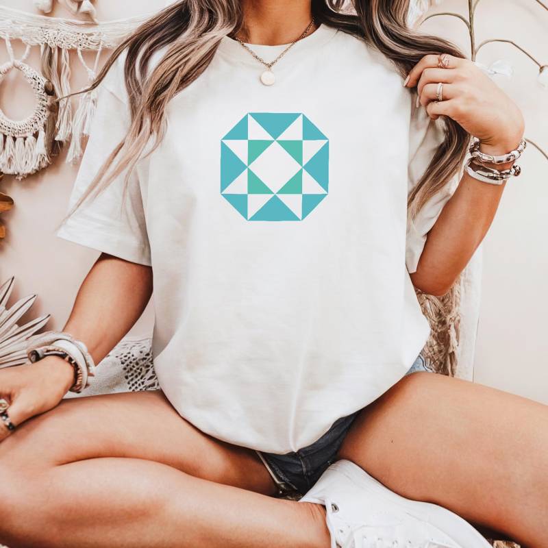 Geometric Pattern T-Shirt | Quilters Summer Gift For Art Lovers Cozy Quilting Shirt von JoesPrintsStore