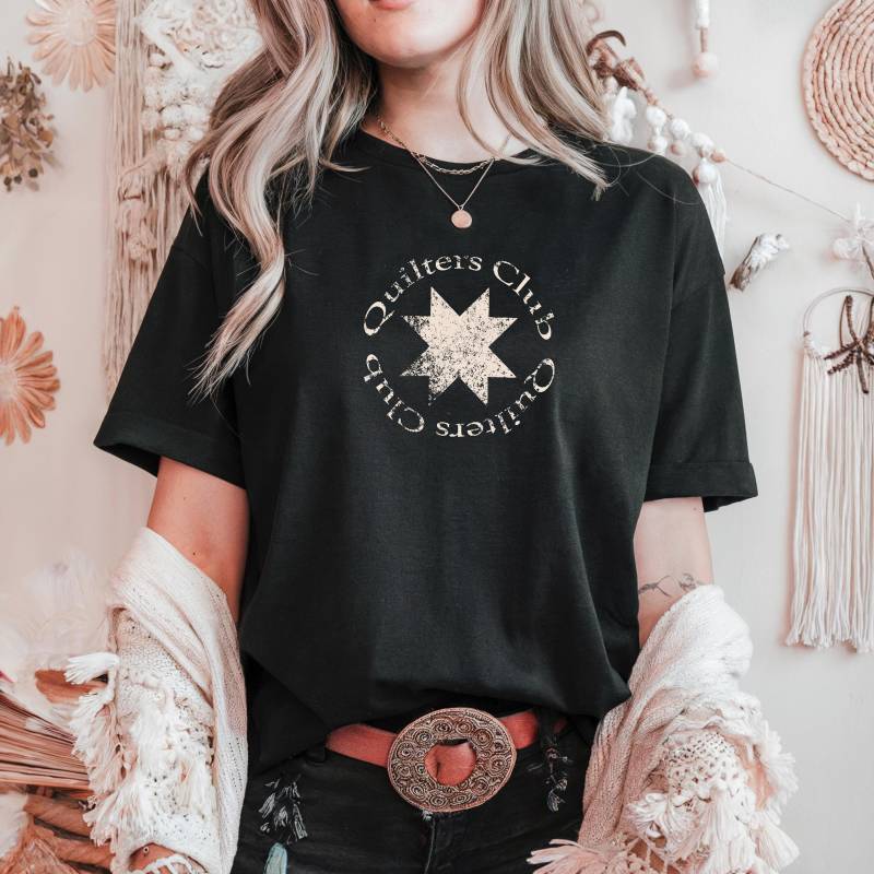Quilters Club T-Shirt | Sewing Enthusiast Apparel von JoesPrintsStore