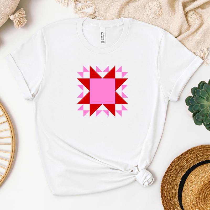 Vibrant Geometric Quilt Block Print T-Shirt, Quilters Shirt, Gift For Her, Quilting, Crafters Pattern von JoesPrintsStore