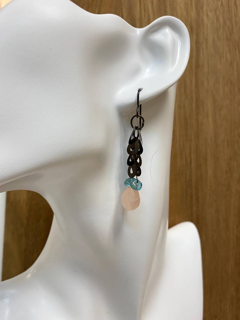 Apatit Und Chalcedon Tropfen Ohrringe Schimmerndes Schwarz Silber Apatit Und Chalcedon Tropfen Ohrringe Schimmerndes Schwarz Silber von JoeyandYaya