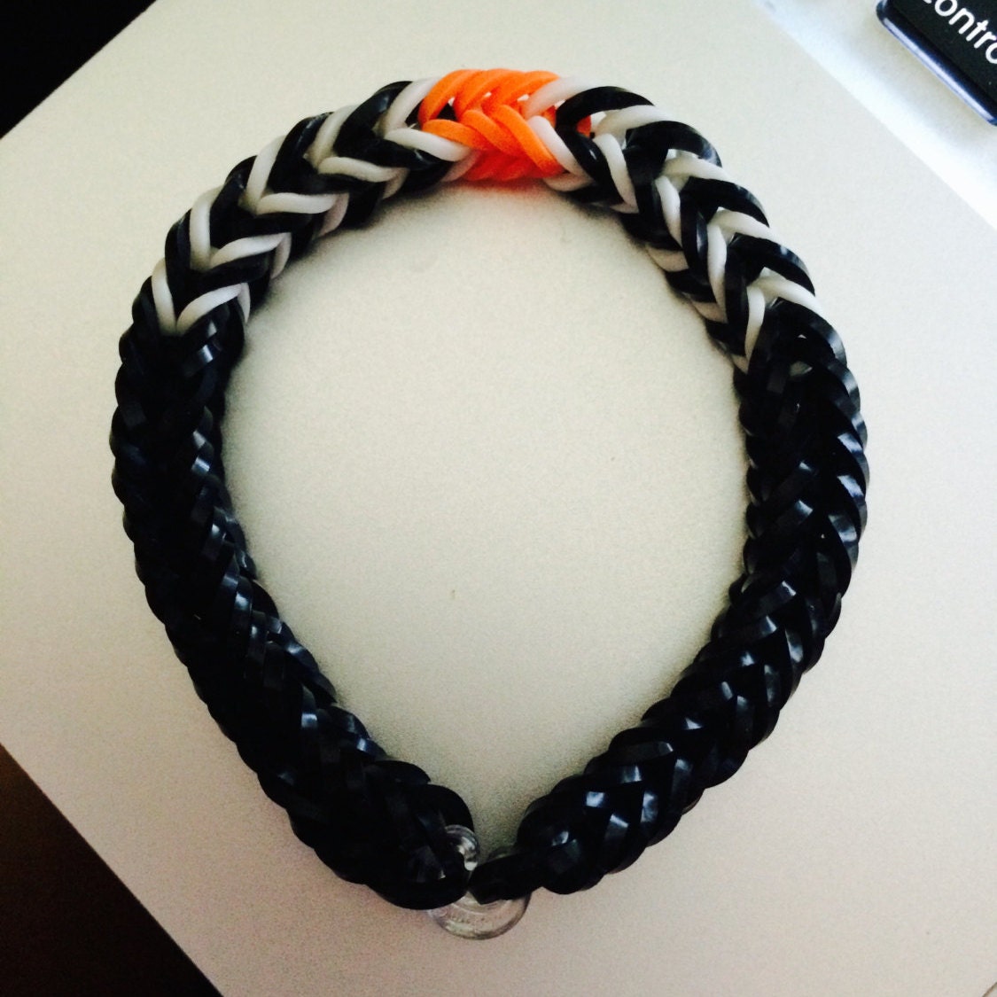 Erste Eindrücke Von Erde-Armband Erste Eindrücke Von Erde-Armband von JohanVekBronx