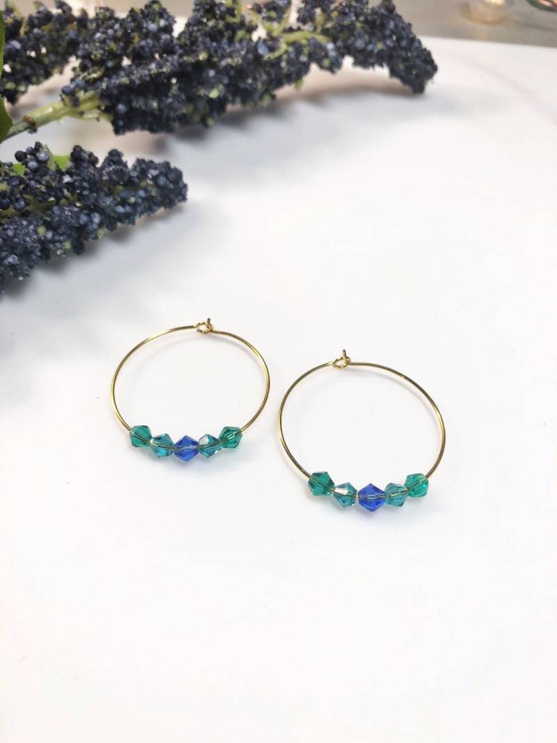 Blau Teal Grün Kristall Hoops Gold Silber Oder Roségold Meerjungfrau Ohrringe Cosplay von JohnnaJoyDesigns