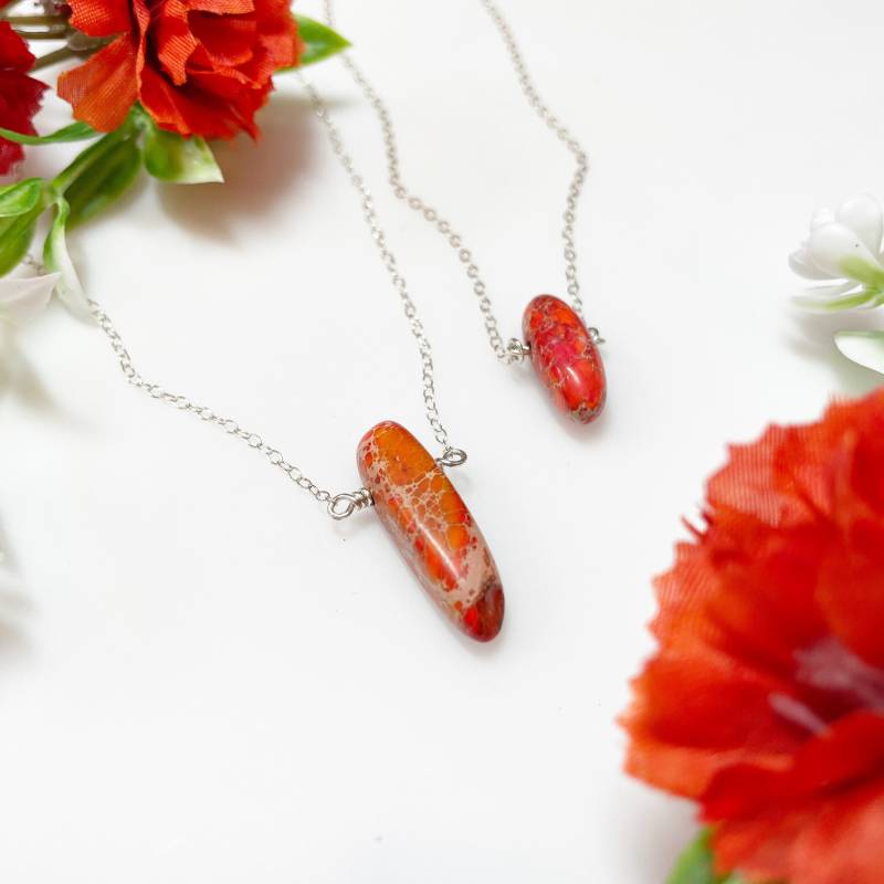 Rot Orange Jaspis Spitze Halskette Massive Sterling Silber Kette Länge Verstellbar 16-18" Rot Orange Jaspis Spitze Halskette Massive Sterling Silber Kette Länge Verstellbar 16-18" von JohnnaJoyDesigns