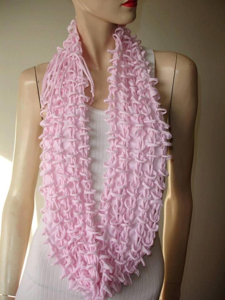 Ewigkeit Schal. Womens Geschreddert Geflochtenen Baumwoll-Jersey-Schal, Schal, T-Shirt Nubby Blass Rosa von JohnnyVegasOriginals