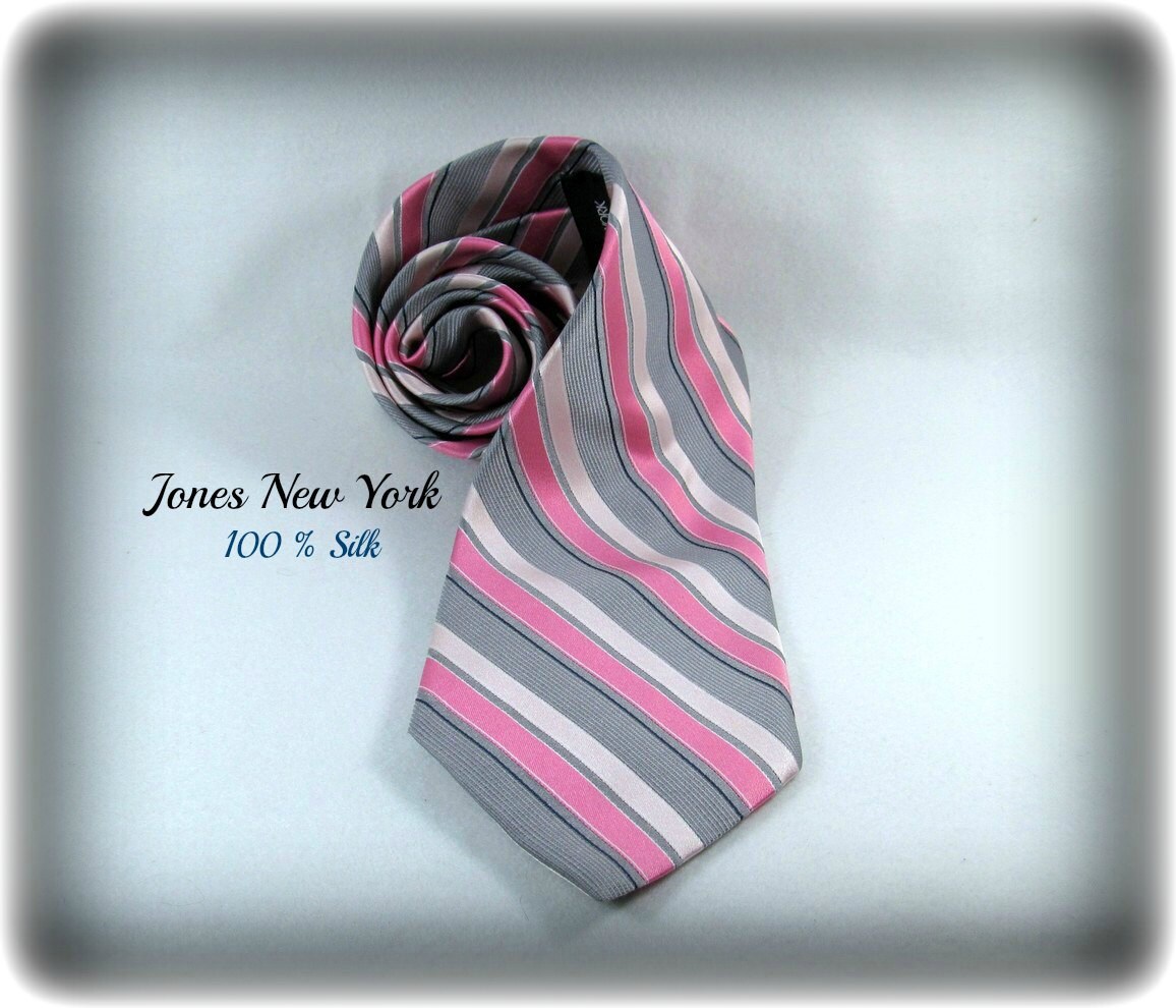 Rosa Jones New York Krawatte, Herren Seiden Anzug, Entwerfer # T 50 von JohnnysApparel