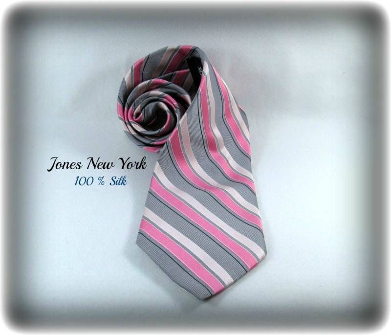 Rosa Jones New York Krawatte, Herren Seiden Anzug, Entwerfer # T 50 von JohnnysApparel