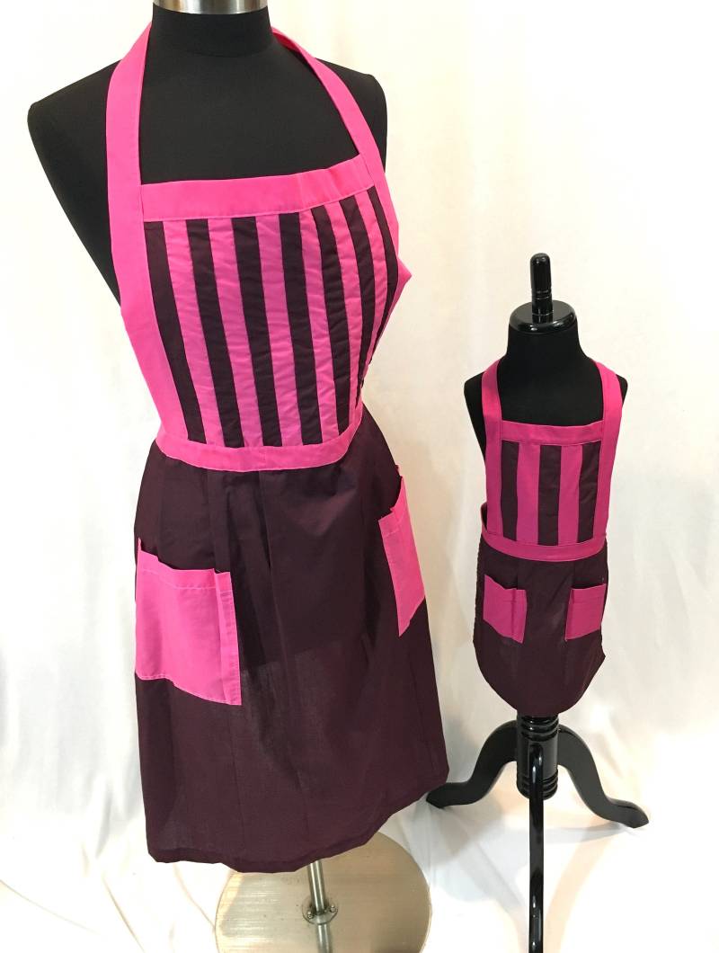 Amish Made "Pink Stripes" Schürze Für Erwachsene & Kind von JohnsonGeneralShoppe
