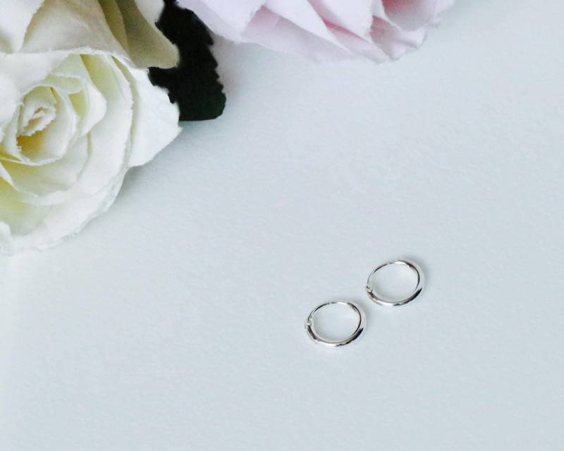 10mm, Kleine, Sterling Silber Endlos Hoop Ohrringe, Huggies Hoop, Kleine Ohrring, Knorpel, Piercings, Helix Ohrring 10mm, Kleine, Sterling Silber Endlos Hoop Ohrringe, Huggies Hoop, Kleine Ohrring, Knorpel, Piercings, Helix Ohrring von JoliArgent