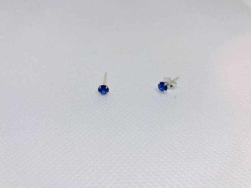 Cst375 Sterling Silber 3 Mm Ohrstecker, Geburtssteine Ohrring, Cubic Zirconia Knorpel Cst375 Sterling Silber 3 Mm Ohrstecker, Geburtssteine Ohrring, Cubic Zirconia Knorpel von JoliArgent