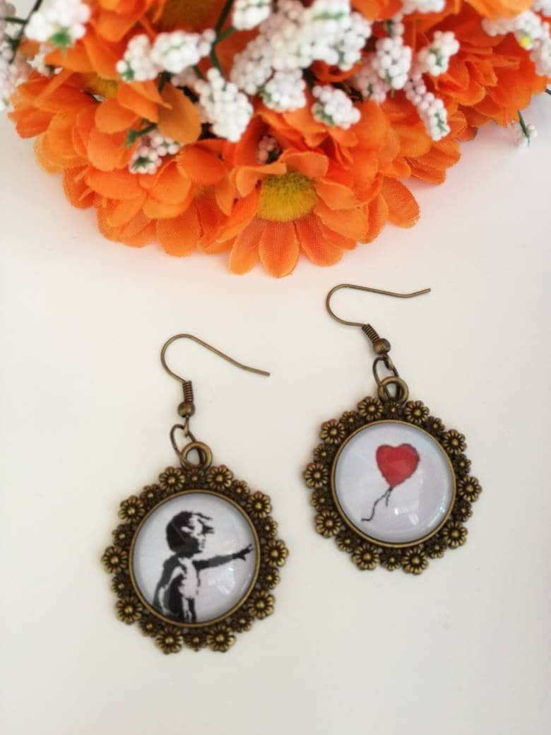 Banksy „Mädchen Mit Ballon" Kamee-Ohrhänger Banksy „Mädchen Mit Ballon" Kamee-Ohrhänger von JolieJoieCreazioni