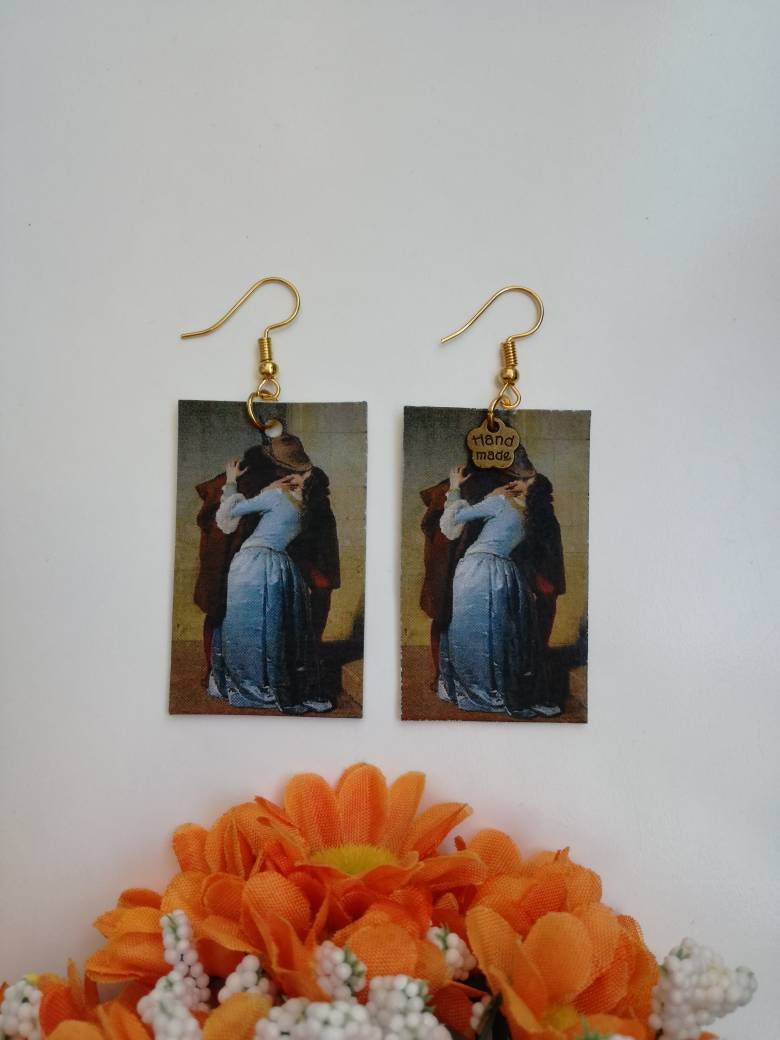 Francesco Hayez Papier Ohrringe Anhänger Mit Rechteck Geformt, Und Bild "Der Kuss" Von Gewidmet Francesco Hayez Papier Ohrringe Anhänger Mit Rechteck Geformt, Und Bild "Der Kuss" Von Gewidmet von JolieJoieCreazioni
