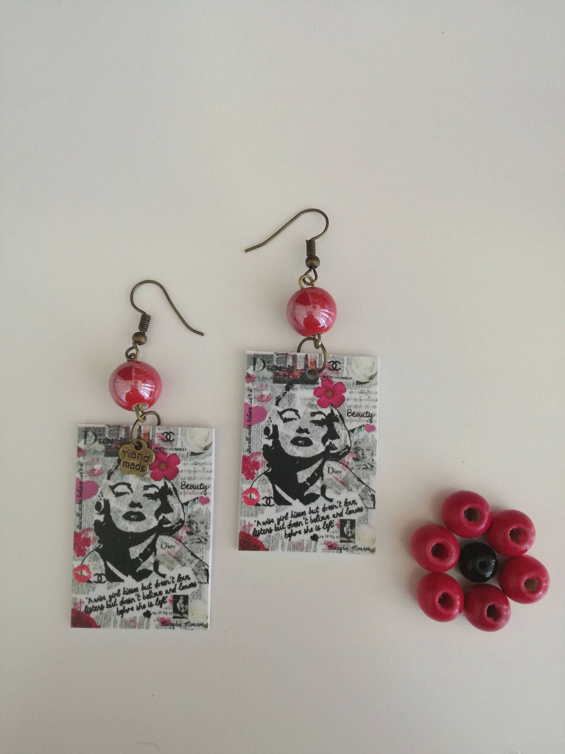 Papier-Ohrringe-Anhänger Marylin Monroe Papier-Ohrringe-Anhänger Marylin Monroe von JolieJoieCreazioni
