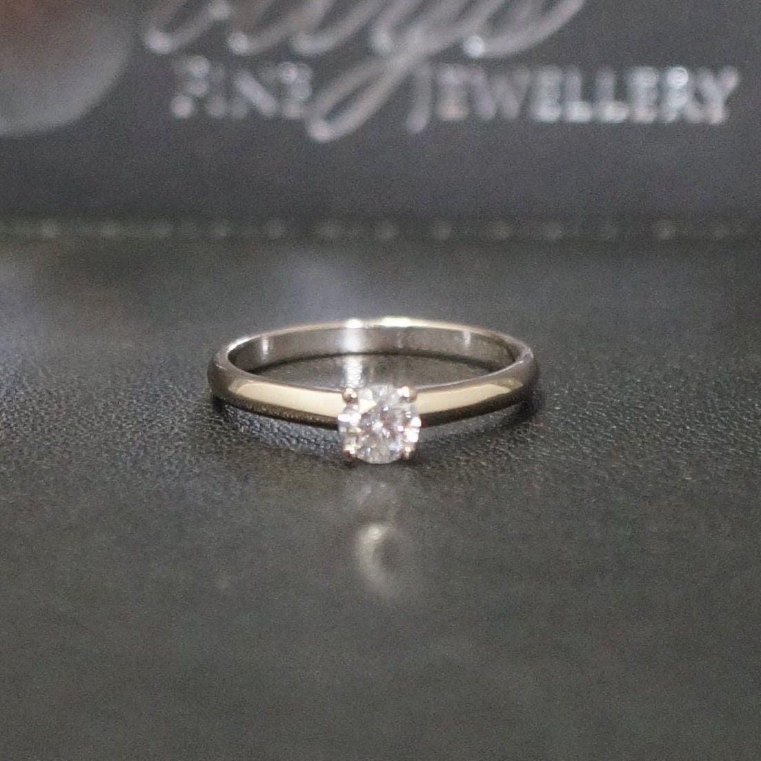 0.39Ct Diamant 18Carat Weißgold Solitär Ring, Verlobungsring, Mode Ring von JollysJewellers