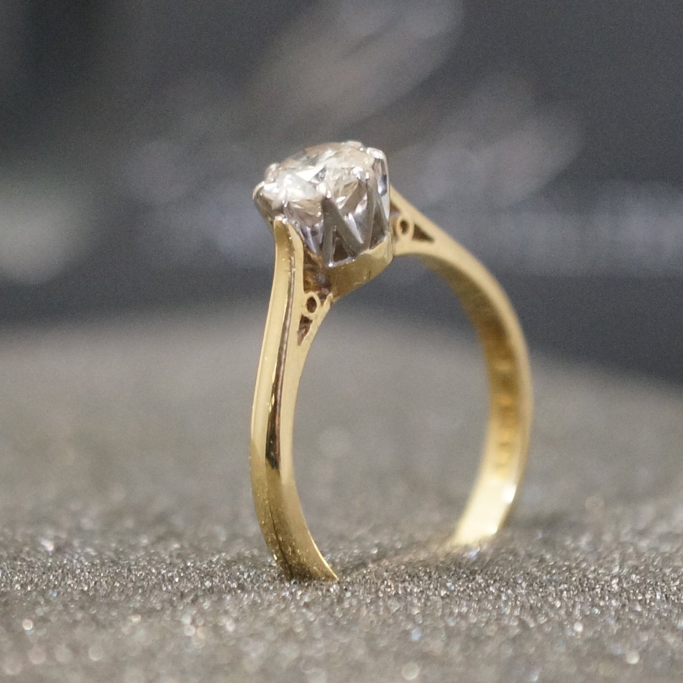 0.63Ct Diamant 18Carat Gelbgold Solitär Ring, Verlobungsring, Mode Ring von JollysJewellers