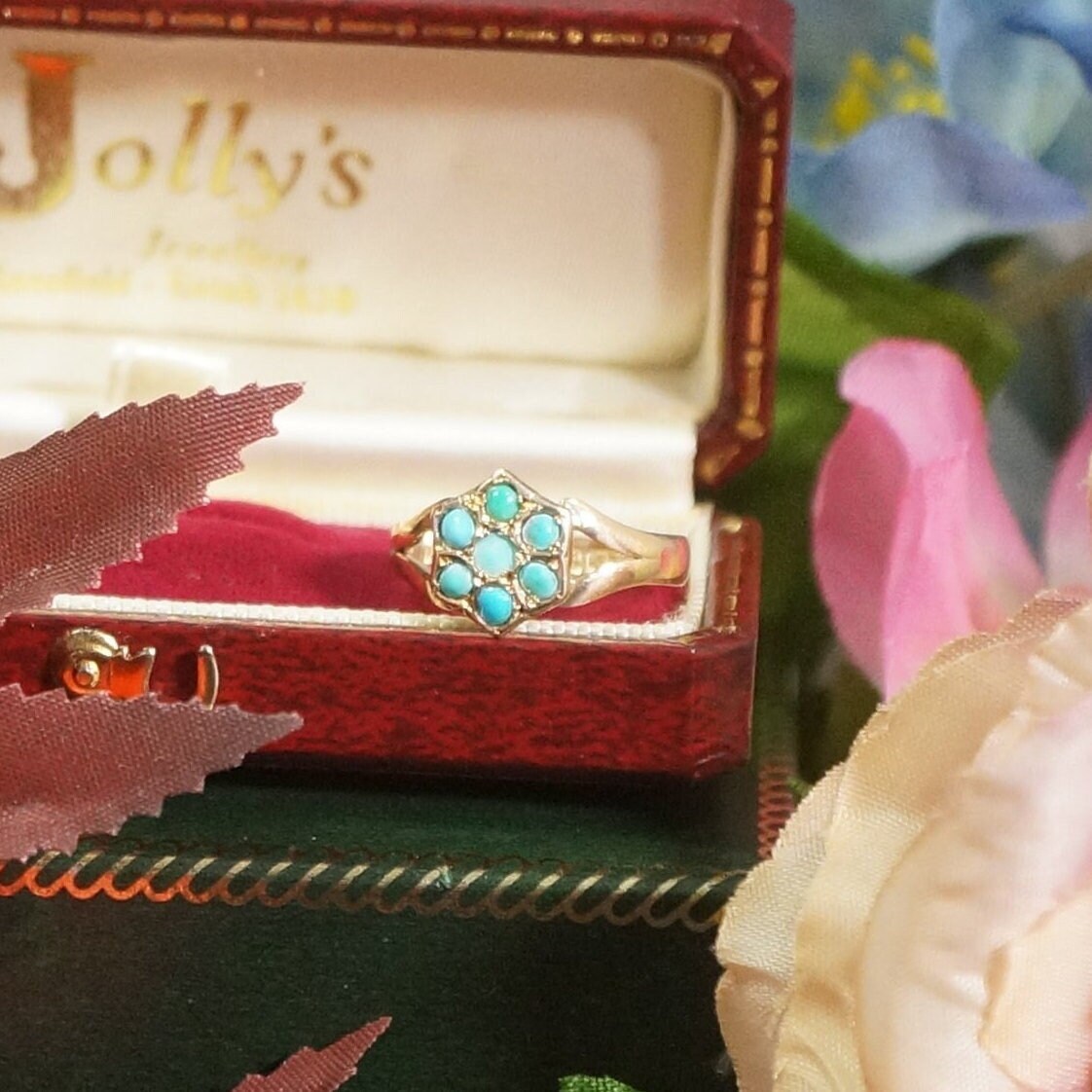 Antik Türkis 9Carat Gelbgold Daisy Cluster Ring, Edelstein Mode Cocktail Ring von JollysJewellers