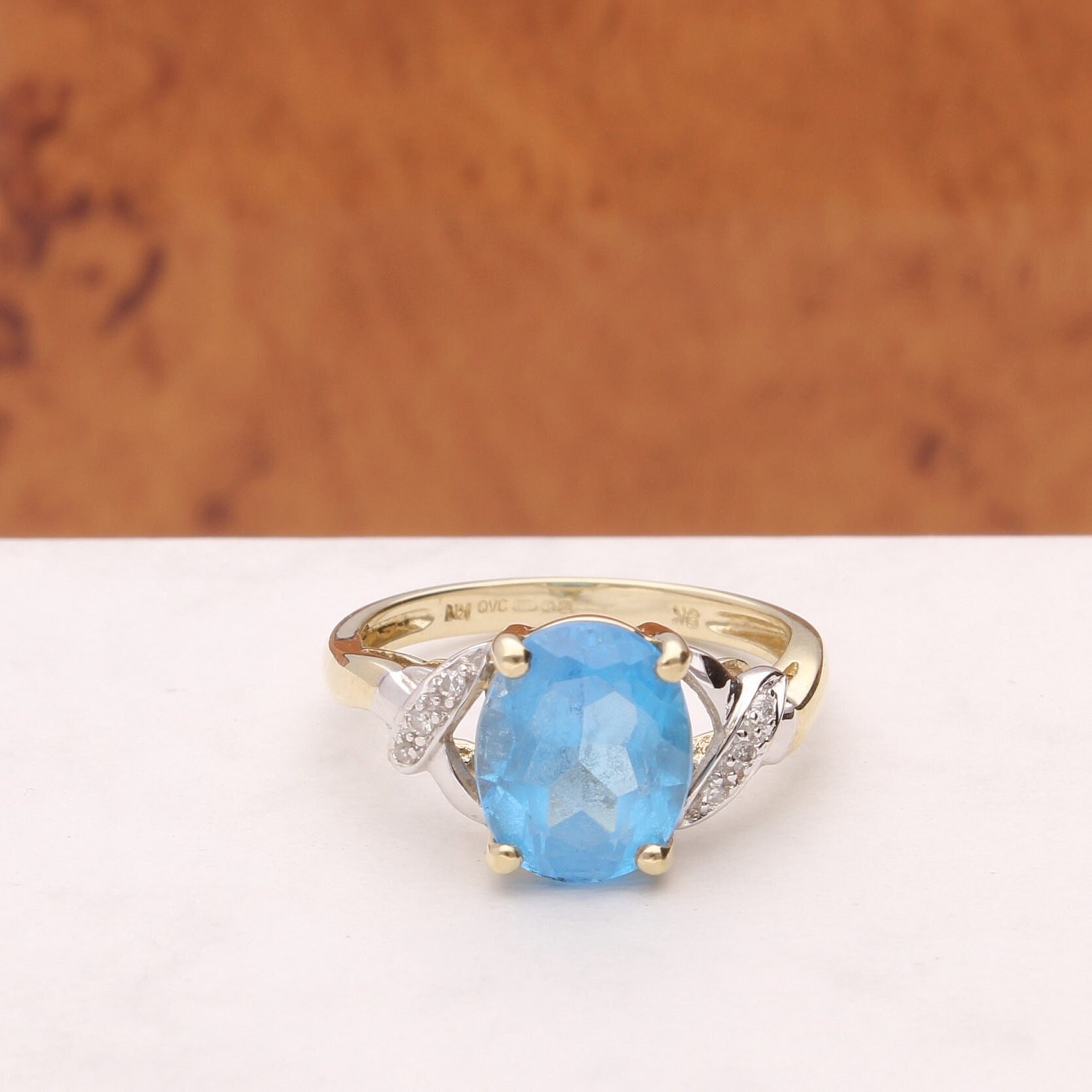 Blautopas & Diamant 9Carat Gelbgold Solitär Mit Akzenten Ring, Mode Edelstein Ring von JollysJewellers