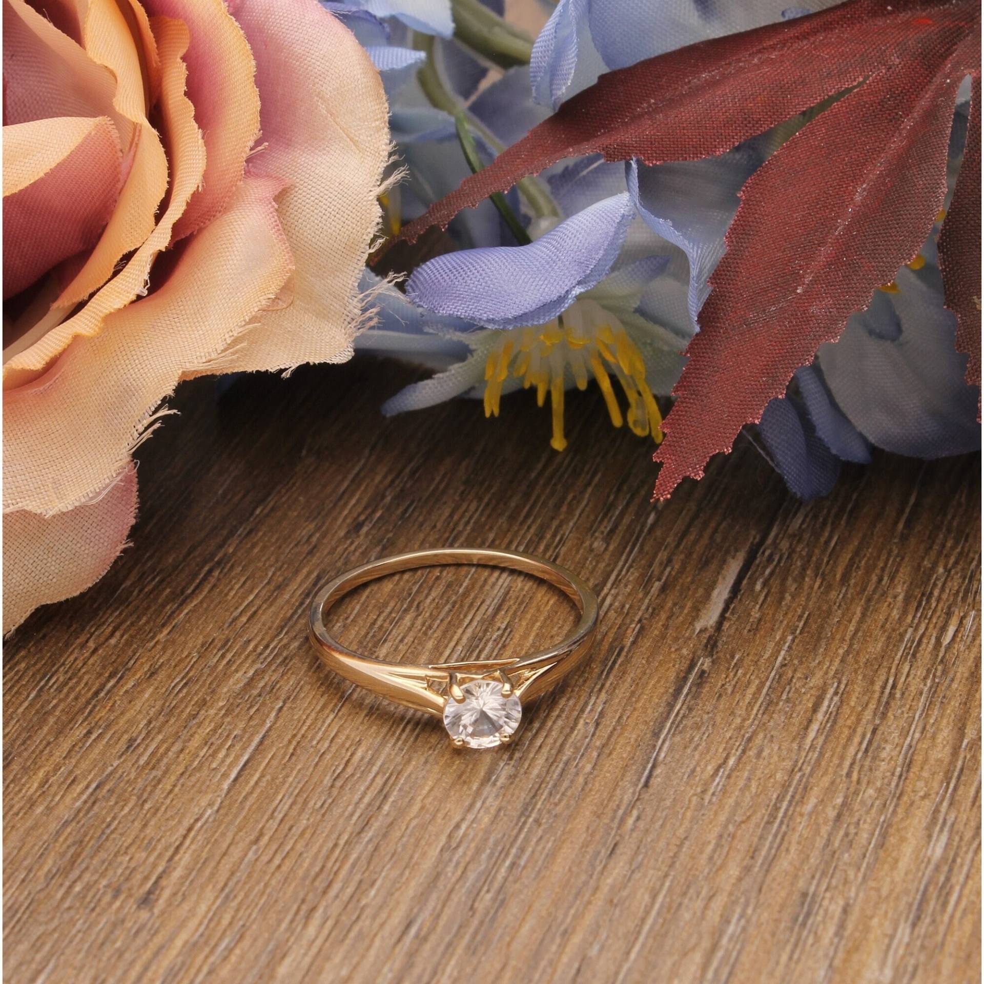 Clear Quartz 9Carat Gelbgold Solitär Ring, Mode Edelstein Ring von JollysJewellers