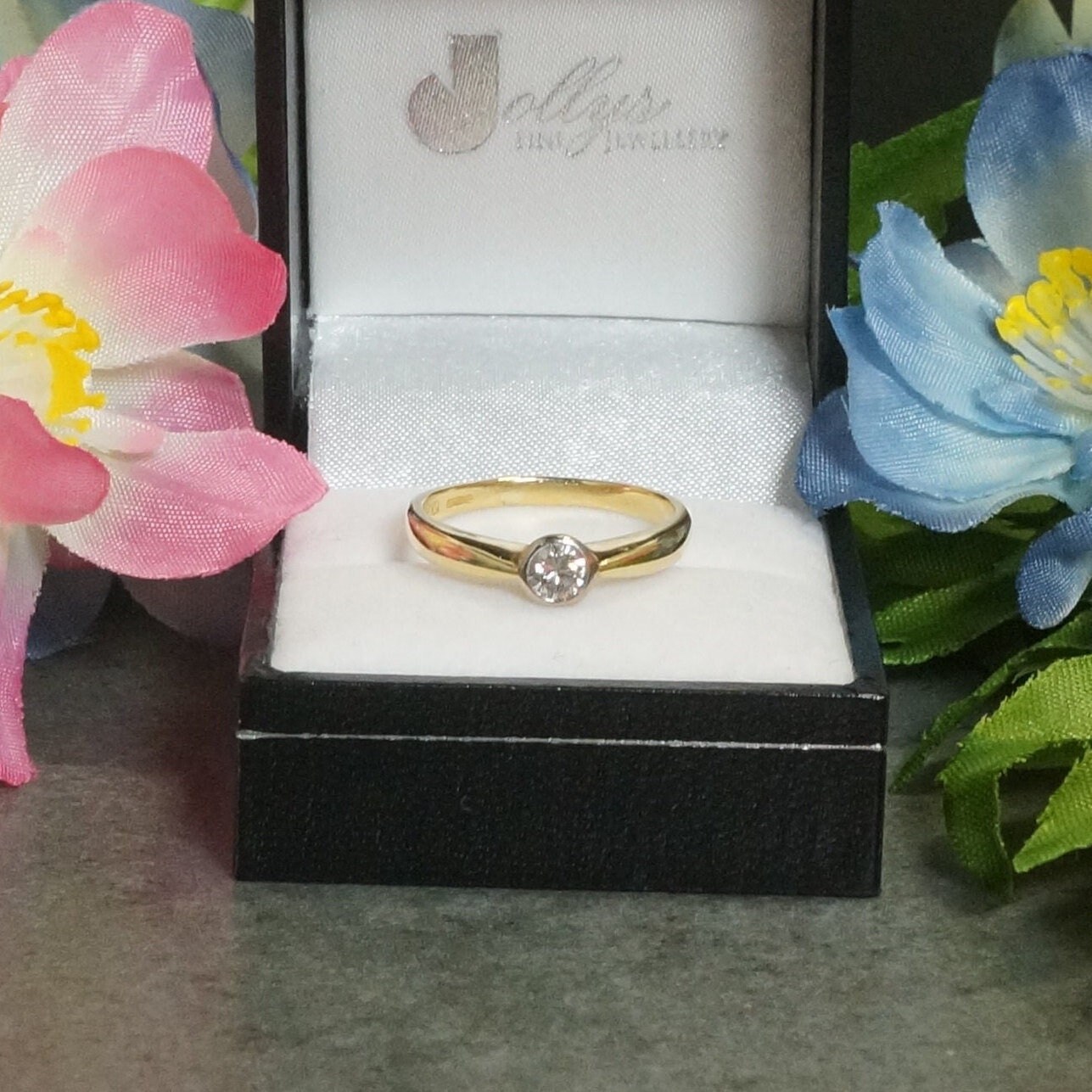 Vintage Rub Over 0.37Ct Diamant 18Carat Gelbgold Solitär Ring, Verlobungsring, Mode Ring von JollysJewellers