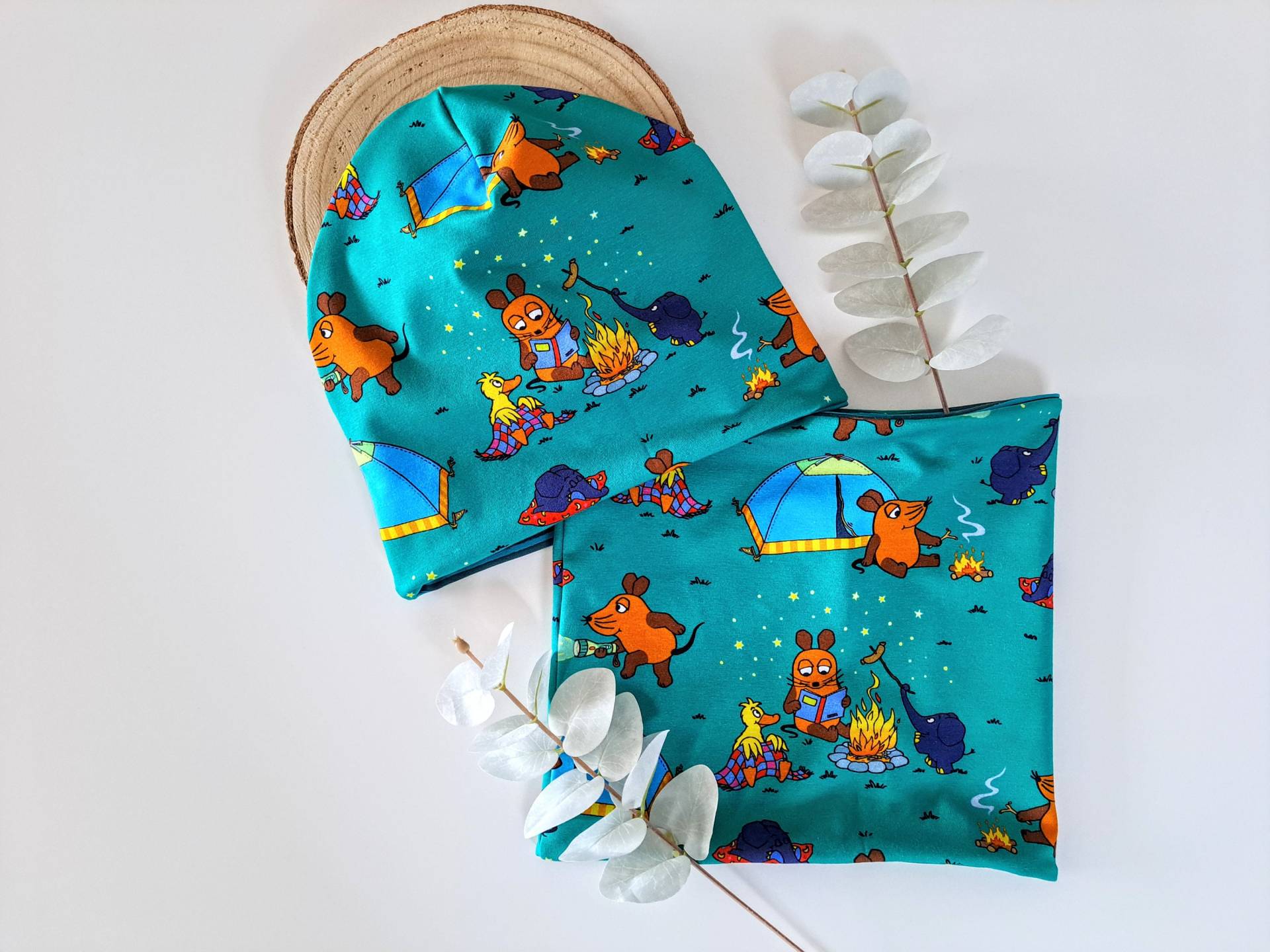 Beanie, Loopschal Sendung Mit Der Maus, Lagerfeuer von JomaLuna