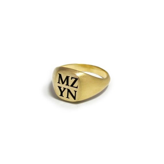 Benutzerdefinierte Name Ring, Mutter Gold Siegel, Monogramm Personalisierte Siegel 4 Unisex Initial Ring von JonJonJewel