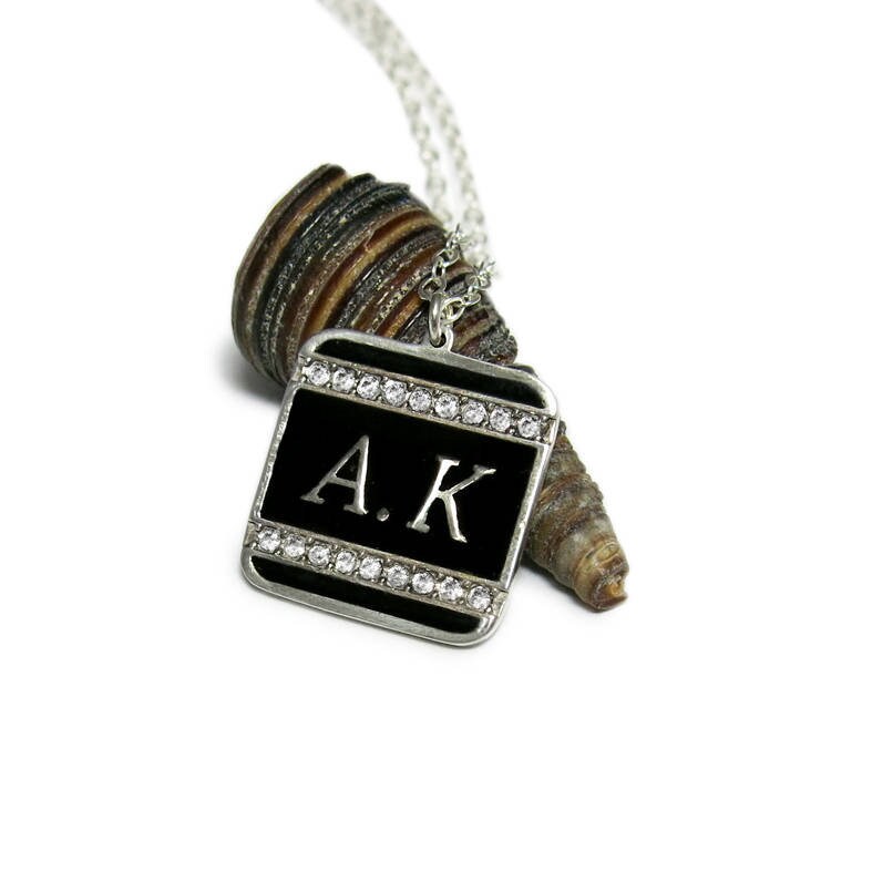 Silber Schwarz Halskette, Personalisierte Brief Tag Männer Erste Schwarze Monogramm Edelstein Halskette von JonJonJewel