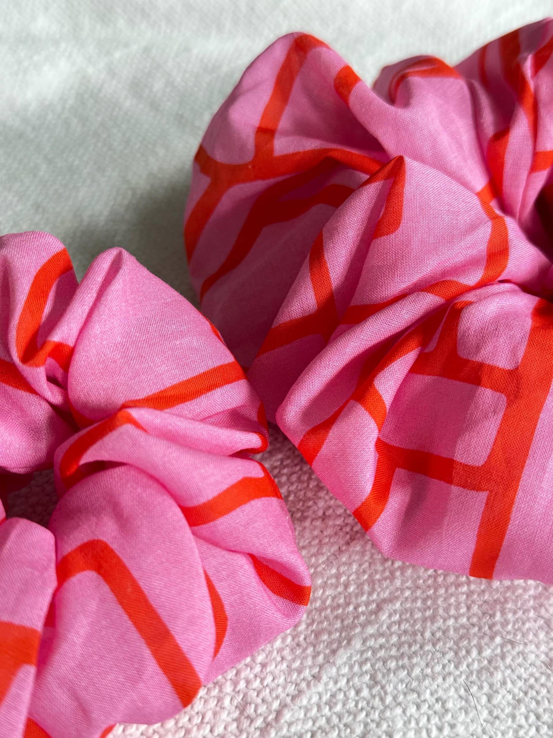 Big Scrunchi Baumwolle/Pink Vintage Stripes 15cm Durchmesser von JonelesArt