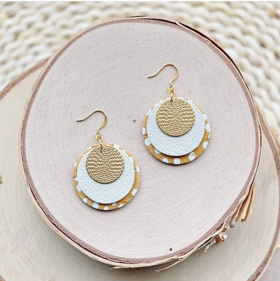 Ohrringe Cere-Tropfen | Punkt Boho Ohrringe Cere-Tropfen | Punkt Boho von JonelesArt